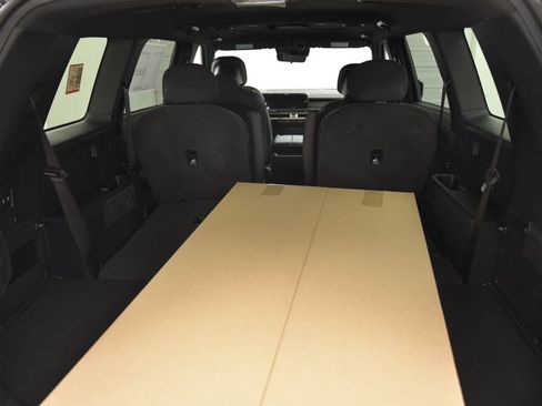 New 2027 Kia Telluride S image 13