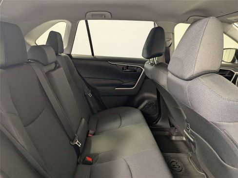 Certified 2025 Toyota RAV4 LE FWD image 29