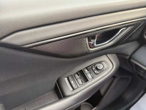 Used 2020 Subaru Outback Premium image 19