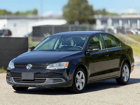 Used 2013 Volkswagen Jetta TDI image 6