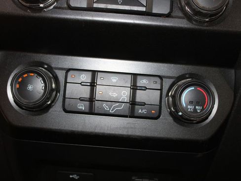 Used 2019 Ford F250 XL w/ STX Appearance Package image 29