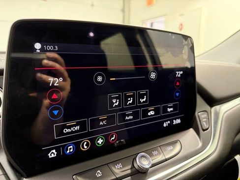 Used 2024 Chevrolet Blazer LT w/ Convenience Package FWD image 19