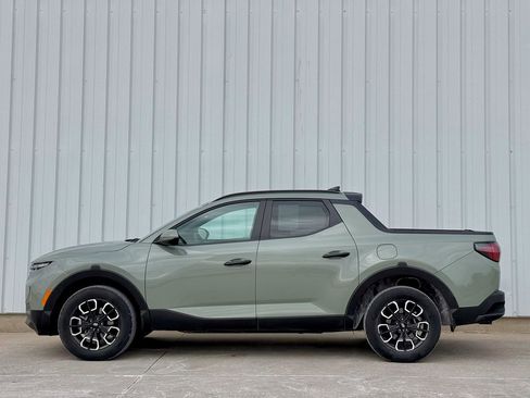 Used 2023 Hyundai Santa Cruz SEL w/ Activity Package image 2