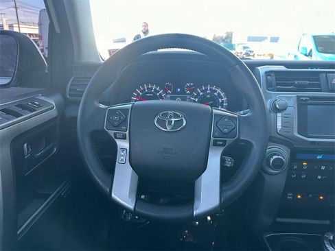 Used 2019 Toyota 4Runner 4WD image 14