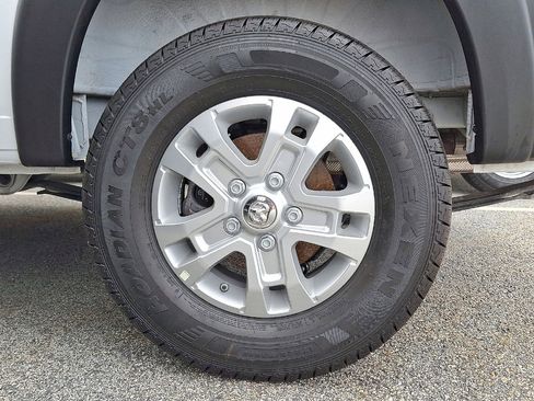 Used 2025 RAM ProMaster 3500 w/ Crew Van Package image 17