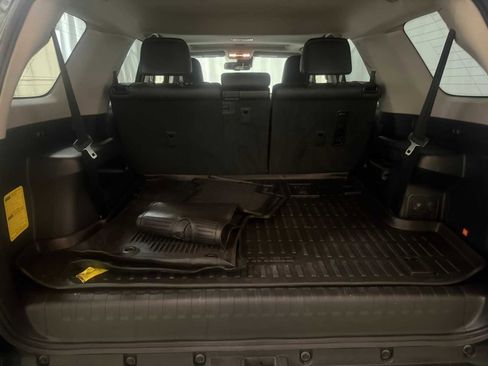 Used 2023 Toyota 4Runner Limited image 25