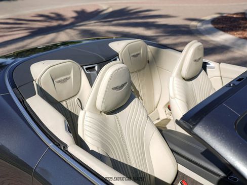 Used 2020 Aston Martin DB11 Volante image 61