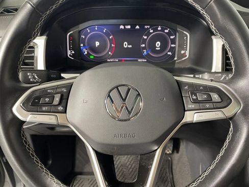 Used 2022 Volkswagen Atlas Cross Sport SE AWD/4WD image 14