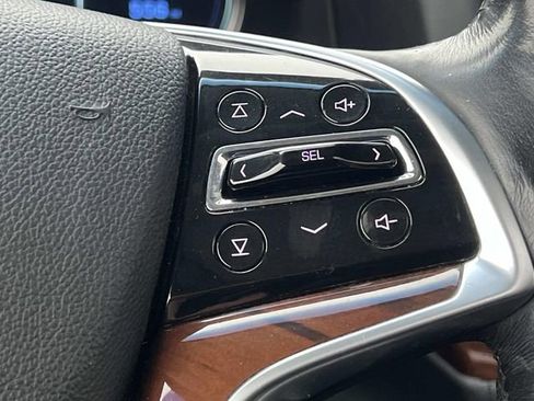 Used 2018 Cadillac Escalade ESV Premium Luxury image 30