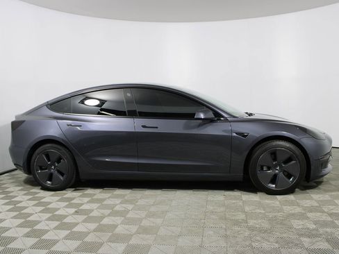 Used 2023 Tesla Model 3 Standard Range image 32