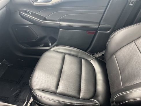 Used 2022 Ford Escape SEL image 20