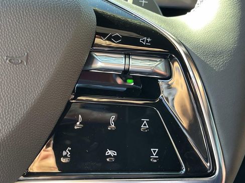 New 2026 Cadillac Escalade Luxury w/ Touring Package image 28