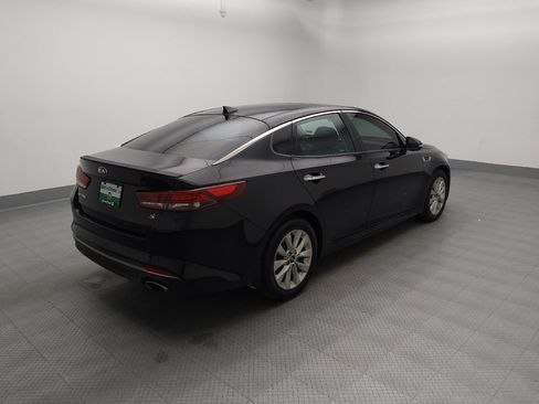 Used 2018 Kia Optima S w/ Panoramic Sunroof Package FWD image 9