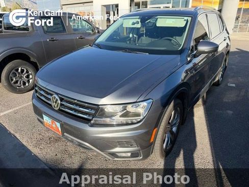 Used 2020 Volkswagen Tiguan SEL w/ 3rd Row Seat Package AWD/4WD image 1