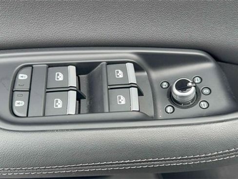 Used 2023 Audi Q7 3.0T Premium Plus image 15