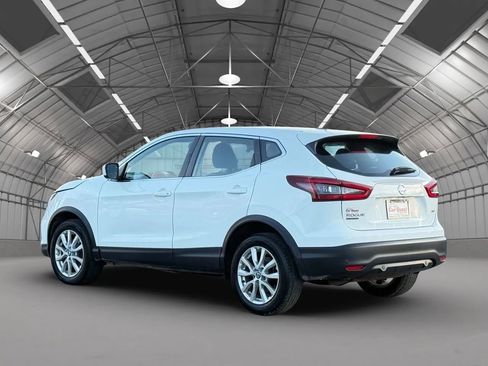 Used 2021 Nissan Rogue Sport S image 5