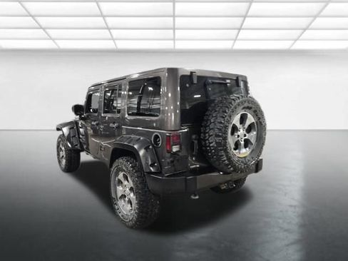 Used 2017 Jeep Wrangler Unlimited Sahara w/ Dual Top Group AWD/4WD image 7