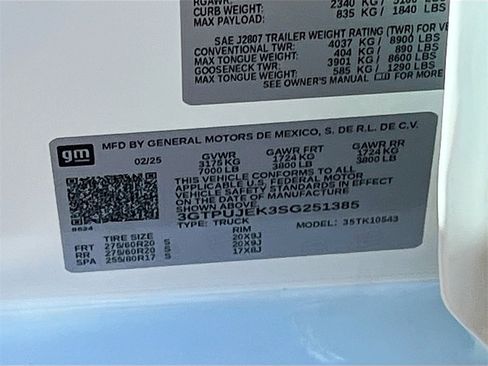 Used 2025 GMC Sierra 1500 Elevation image 32