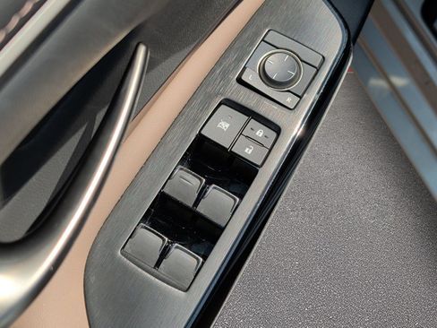 Used 2022 Lexus ES 350 w/ Accessory Package 2 FWD image 9