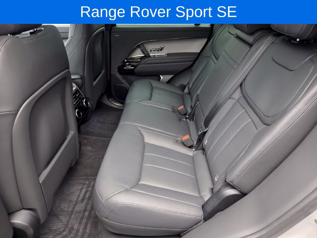 Used 2024 Land Rover Range Rover Sport SE AWD/4WD image 14