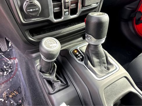 Certified 2021 Jeep Wrangler Unlimited Sport image 23