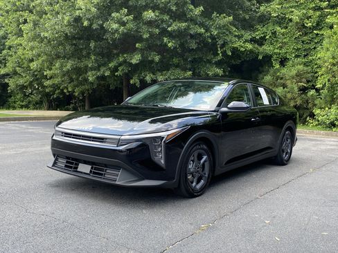 Used 2025 Kia K4 FWD image 5