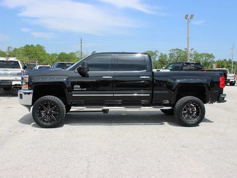 Used 2017 Chevrolet Silverado 2500 LTZ w/ Duramax Plus Package AWD/4WD image 6
