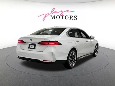 New 2026 BMW 530i xDrive w/ Premium Package AWD/4WD image 6