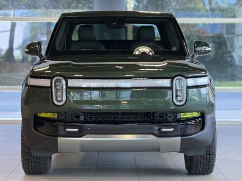 Used 2022 Rivian R1T Adventure AWD/4WD image 2