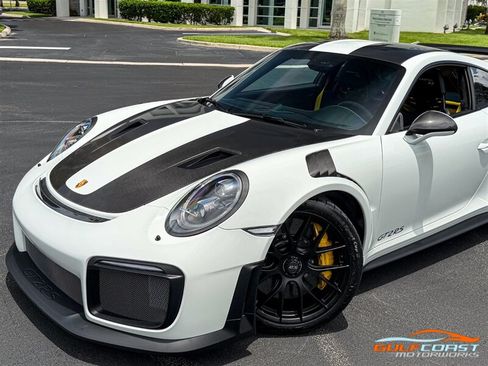 Used 2018 Porsche 911 GT2 RS RWD image 9