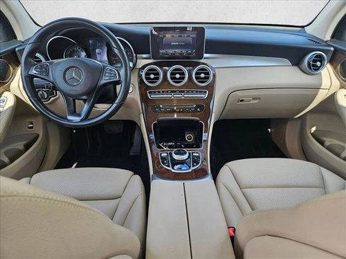 Used 2019 Mercedes-Benz GLC 300 image 16
