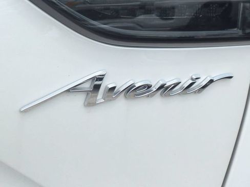 Used 2025 Buick Envision Avenir AWD/4WD image 13