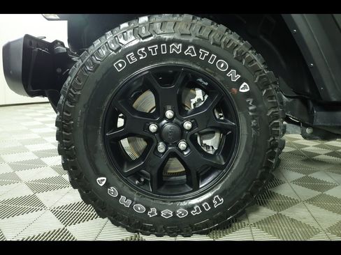 Used 2021 Jeep Wrangler Unlimited Willys image 6