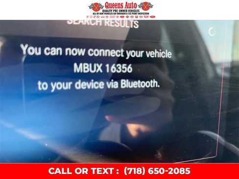 Used 2021 Mercedes-Benz GLB 250 4MATIC w/ Premium Package image 53