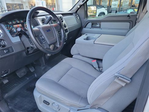 Used 2014 Ford F150 XLT w/ XLT Convenience Package image 14