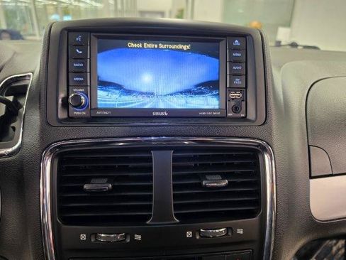 Used 2019 Dodge Grand Caravan GT FWD image 24