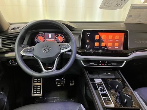 New 2026 Volkswagen Atlas Peak Edition AWD/4WD image 18