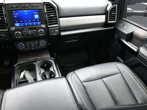Used 2020 Ford F250 Lariat AWD/4WD image 39