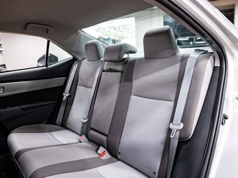 Used 2017 Toyota Corolla LE w/ Body Protection Package FWD image 10