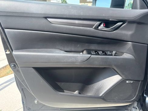 Used 2017 MAZDA CX-5 Touring w/ Preferred Equipment Package AWD/4WD image 8