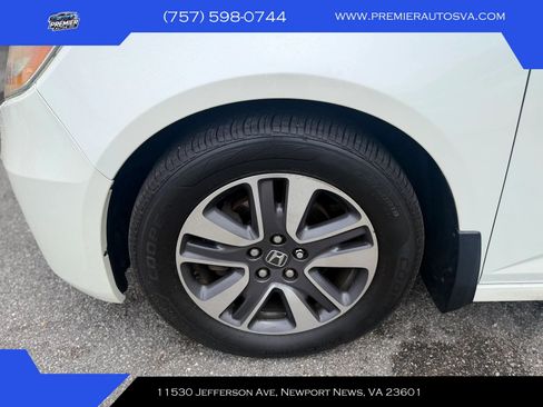 Used 2014 Honda Odyssey Touring image 2