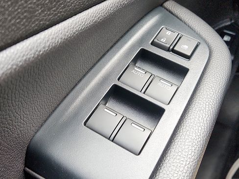 Used 2022 Honda Pilot Sport image 24