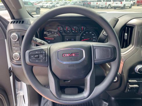 New 2025 GMC Sierra 2500 Pro w/ Convenience Package image 17