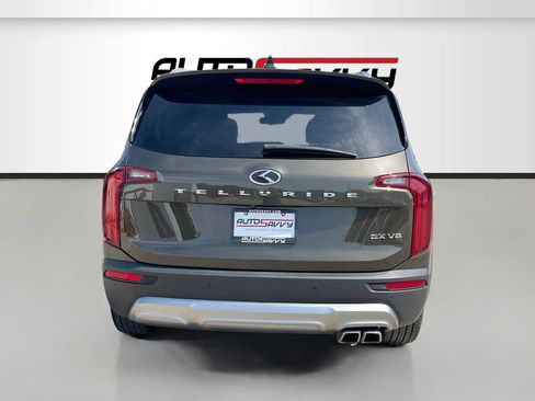 Used 2021 Kia Telluride EX w/ EX Premium Package FWD image 6