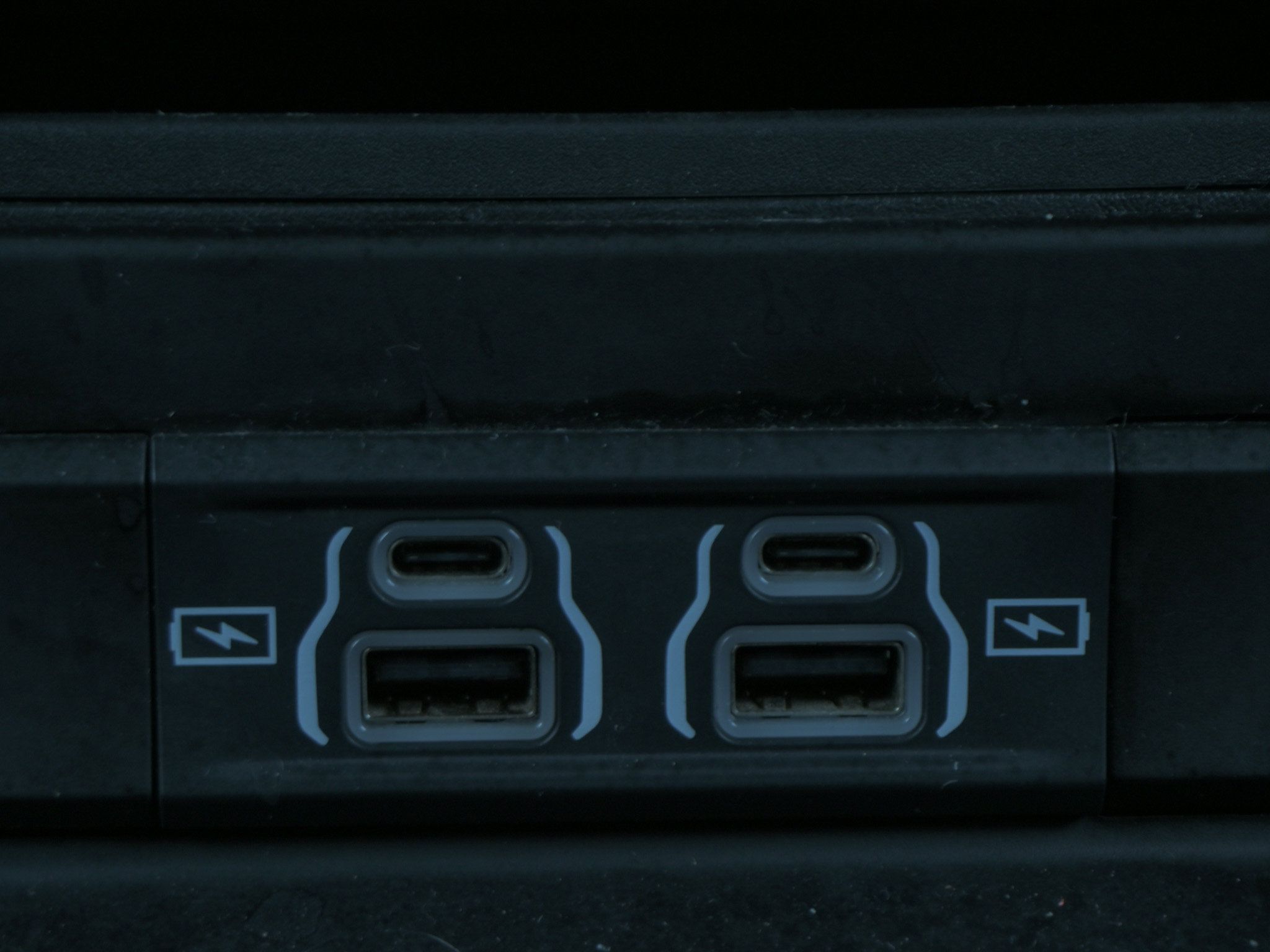 Used 2024 RAM 1500 Laramie RWD image 13