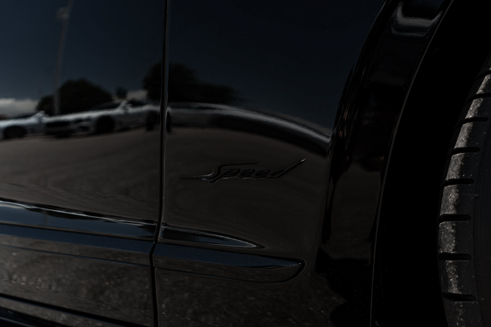 Certified 2025 Bentley Flying Spur Plug-In Hybrid AWD/4WD image 15