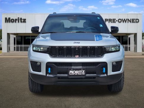 Used 2025 Jeep Grand Cherokee Trailhawk AWD/4WD image 2
