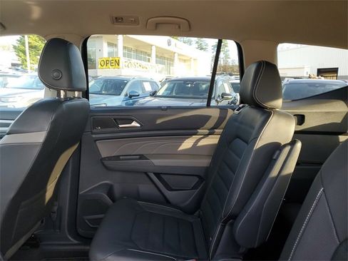 Certified 2023 Volkswagen Atlas SEL Premium image 10