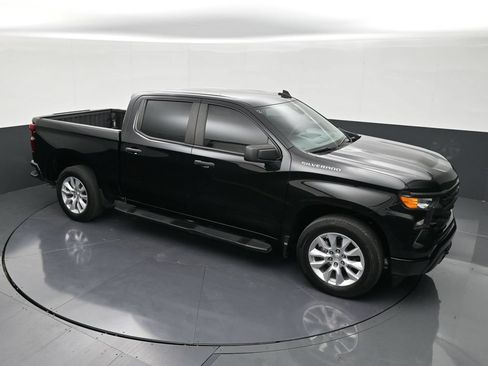 Used 2023 Chevrolet Silverado 1500 Custom RWD image 18