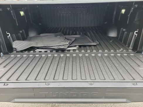 Used 2024 Toyota Tundra Limited image 9